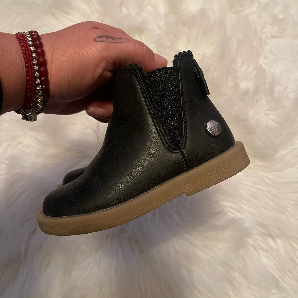 Nicole Miller Toddler Boots Size 6C